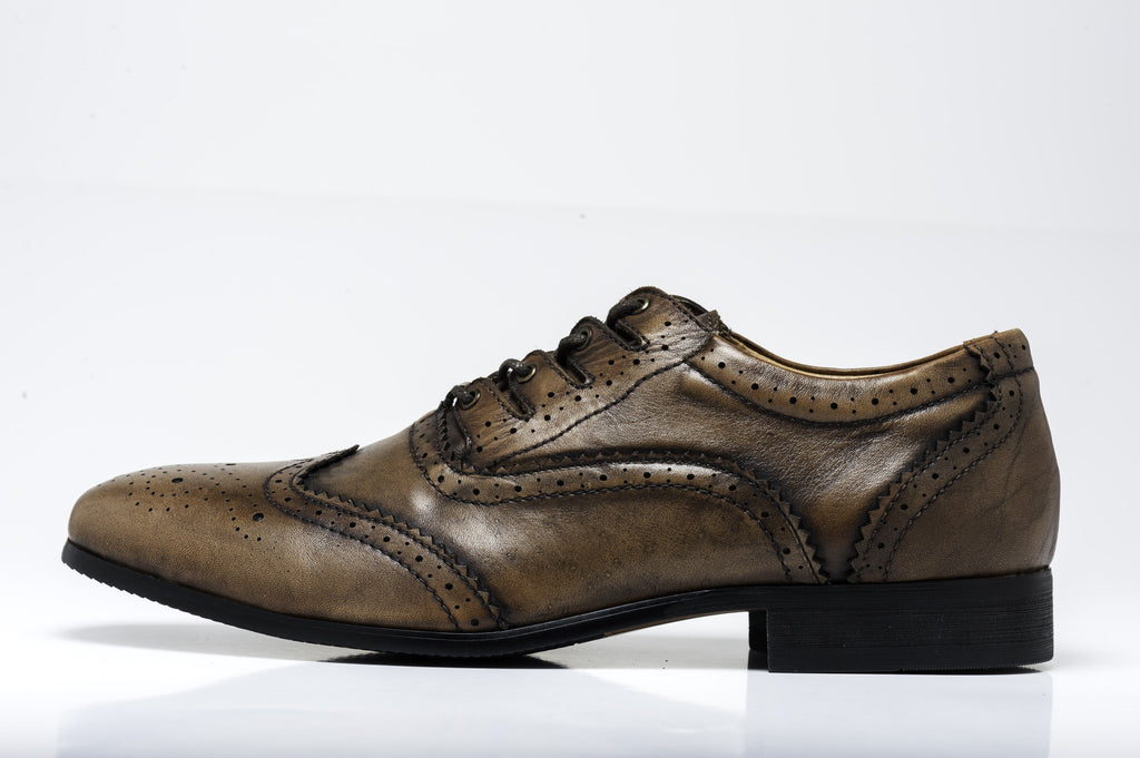 A Guide On How To Tie Ghillie Brogues MacGregor and MacDuff A Guide On How To Tie Ghillie Brogues MacGregor and MacDuff